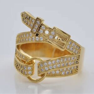 Luxurious Gold Buckle Ring with Diamonds